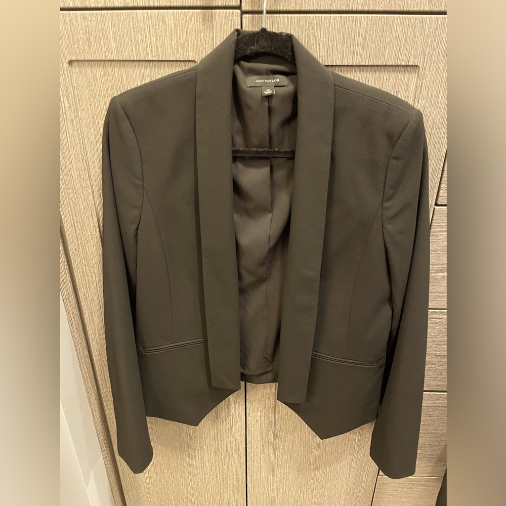 WORN ONCE. Ann Taylor Tuxedo Jacket Size 10